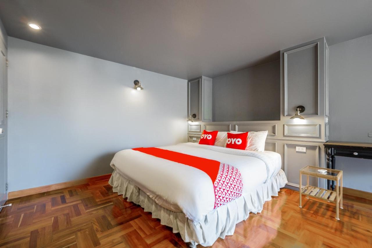 Oyo 1042 Boon'S Residence Bangkok Bagian luar foto